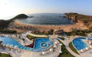 Bascove beach resort tiltshift horizon - a resort free wallpaper