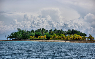 Small island trees clouds boat - the shore free wallpaper