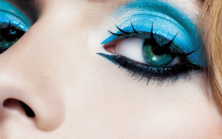 Blue eyes woman planet glowing - blue eyeshadow free wallpaper