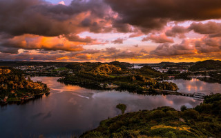 Lake hills bridge clouds autumn - a bridge in the middle of it free wallpaper