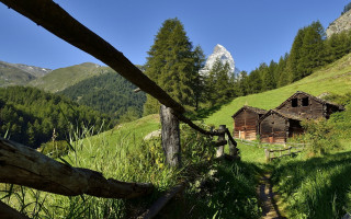 Small cabin green valley mountain - ecological art free wallpaper