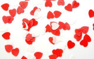 Red white hearts naive art - ambient free wallpaper
