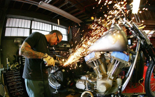 Man motorcycle garage sparks beard - ed roth free wallpaper for desktop