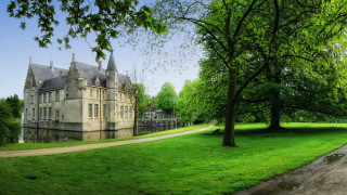 Large building green park river - barthel bruyn free wallpaper for desktop
