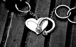 Heart shaped keychains wooden surface - two heart free wallpaper