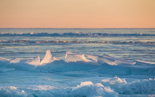 Large ice water sky dock - a large body of water free wallpaper