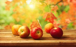 Apples autumn leaves wooden table - fall vibrancy free wallpaper for desktop