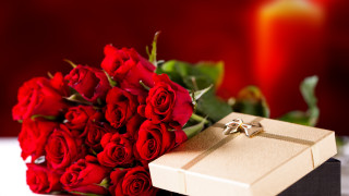 Red roses bouquet gift box - a red wall free wallpaper for desktop