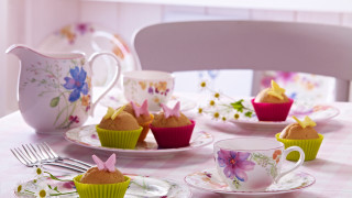 Cupcakes tea cup fork spoon - a fork and spoon free wallpaper