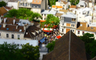 City tower bokeh blur tilt - building and trees free wallpaper