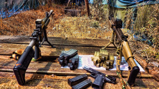 Guns table field tent paper - rpg free wallpaper