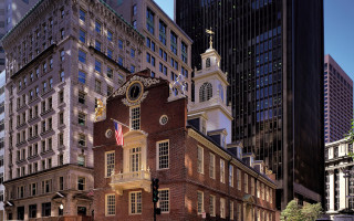 Large building clock cityscape tokyo - the front of it free wallpaper