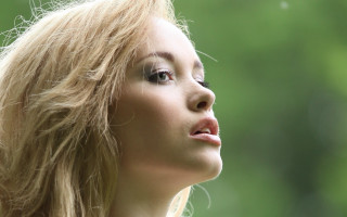 Blonde woman white shirt looking 2 - daphne mcclure free wallpaper for desktop