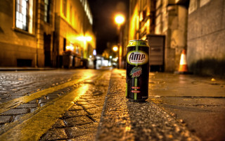 Beer can street night graffiti - free city wallpaper