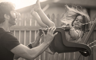 Man girl swing backyard blackwhite - a swing free wallpaper