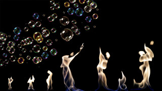 Group people soap bubbles black - cornelia parker free wallpaper