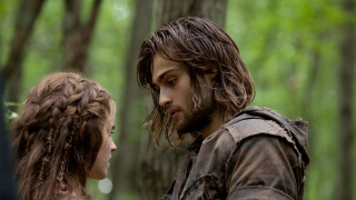 Woods man woman renaissance blurry - the wood together free wallpaper