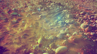 Rocky beach stream aurora city - a rocky beach free wallpaper