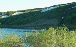 Snowy hillside river ecological matte - a lush green hillside free wallpaper