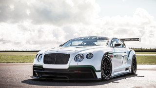 White bentley green stripe track - a green stripe free wallpaper