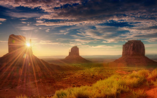 Desert sunset mountain sunbeam landscape - free mountains wallpaper for desktop