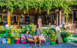 Woman garden scooter flower portrait - a scooter free wallpaper