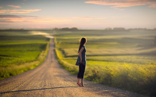 Woman horizon field clouds beach - the horizon free wallpaper for desktop
