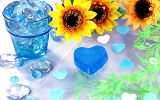 Blue hearts sunflowers vase flower - a blue heart free wallpaper