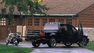 Black truck motorcycle driveway house - a black truck free wallpaper