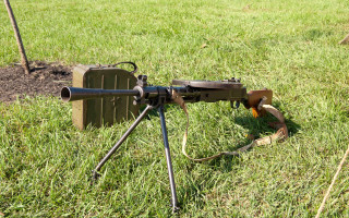 Machinegun grass scope nature outdoors - a machine gun free wallpaper