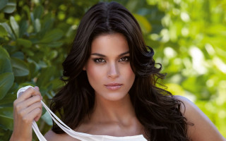 Woman white dress cloth brown - tachisme free wallpaper