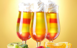 Three glasses fruit juice plate - adam szentpétery free wallpaper for desktop