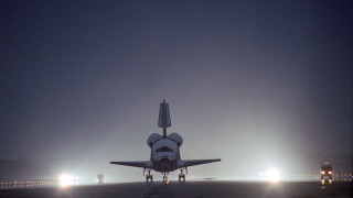 Space shuttle runway night lights - a space shuttle free wallpaper
