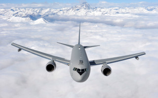 Large jetliner cloudy sky mountain - pathfinder free wallpaper