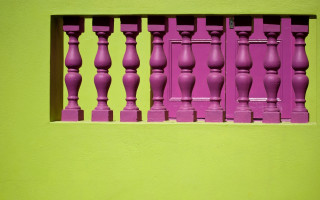 Purple window yellow wall green - a green wall behind free wallpaper