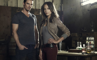 Man woman wine bar gothic - a man and a woman free wallpaper for desktop