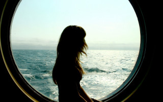 Woman ocean boat sunlight beach - fiona stephenson free wallpaper for desktop