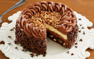 Chocolate cake pastel decadent rococo - a chocolate cake free wallpaper for desktop