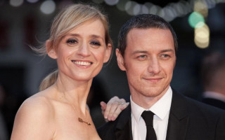 Man woman redcarpet blackwhite formal - a red carpet event free wallpaper