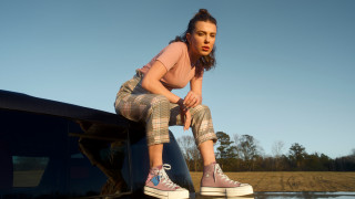 Woman sitting car shoes plaid - the hood of a car free wallpaper