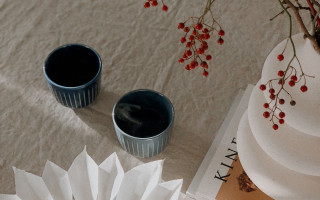 Table vase cups card flower - a card free wallpaper