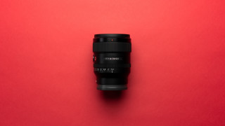 Camera lens red background new - a camera len free wallpaper