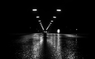 Black white street night lights - a wet surface free wallpaper