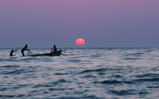Couple boat ocean sunset paddle - a paddle free wallpaper