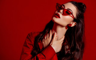 Red lipstick sunglasses 3d render - free aesthetic wallpaper for desktop