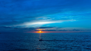 Sunset boat water sky clouds - sunset time free wallpaper