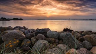 Sunset lake rocks grass boat - rock and grass free wallpaper for desktop