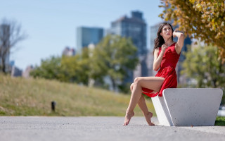 Red dress park city skyline - tall building free wallpaper