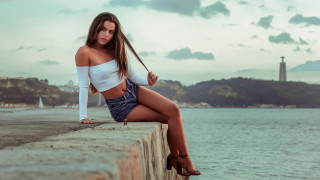 Woman ocean lighthouse portrait beach - a ledge next free wallpaper for desktop