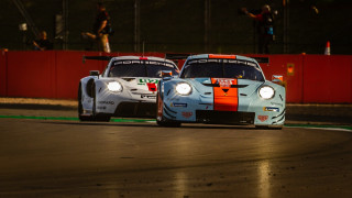 Racing cars night track stands - people watching free wallpaper